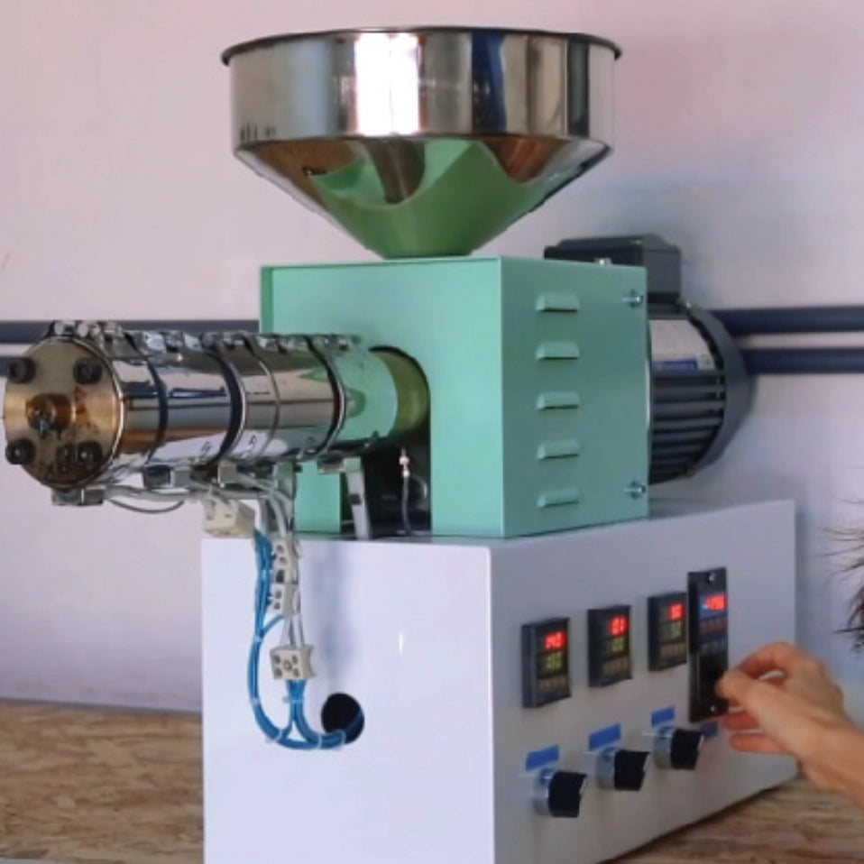 Maquina de Extrusión